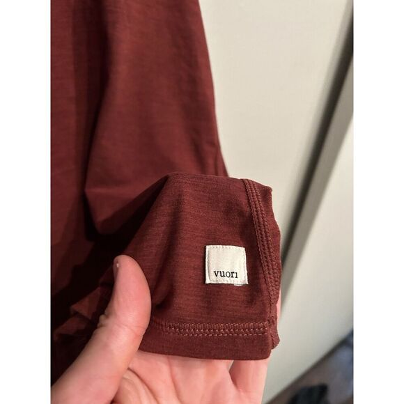 Vuori Women’s Small Lux Performance Racerback Tank Top Red - Picture 4 of 4